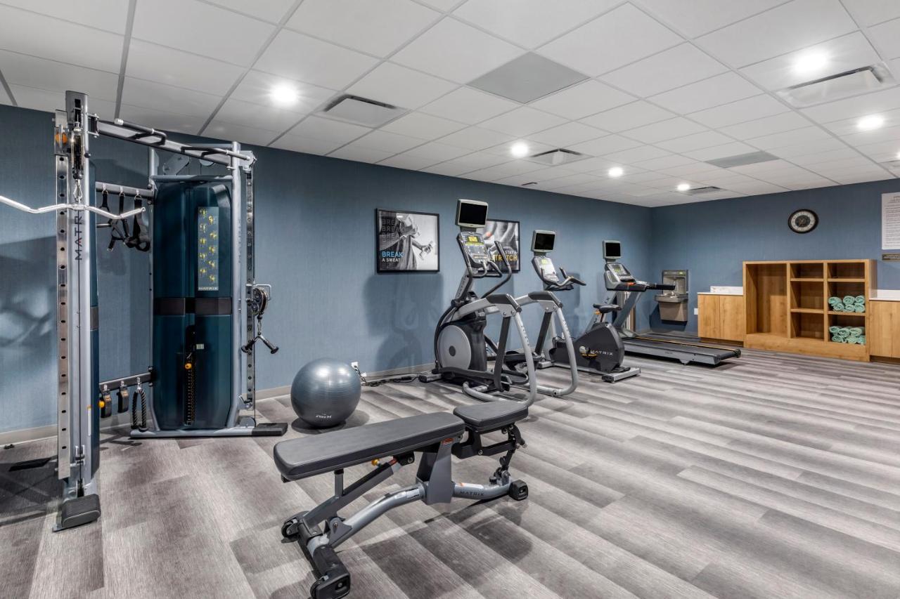 Hotel Staybridge Near Epic By Ihg