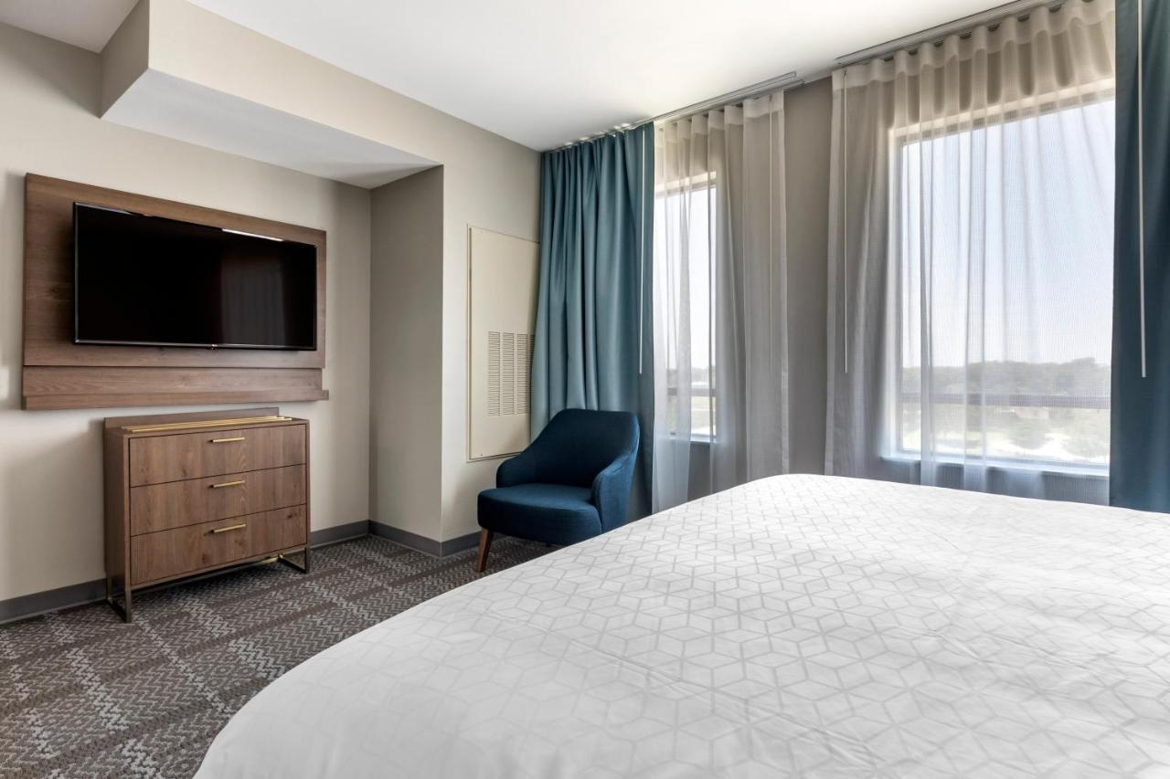 Staybridge Near Epic By Ihg Hotel 3*