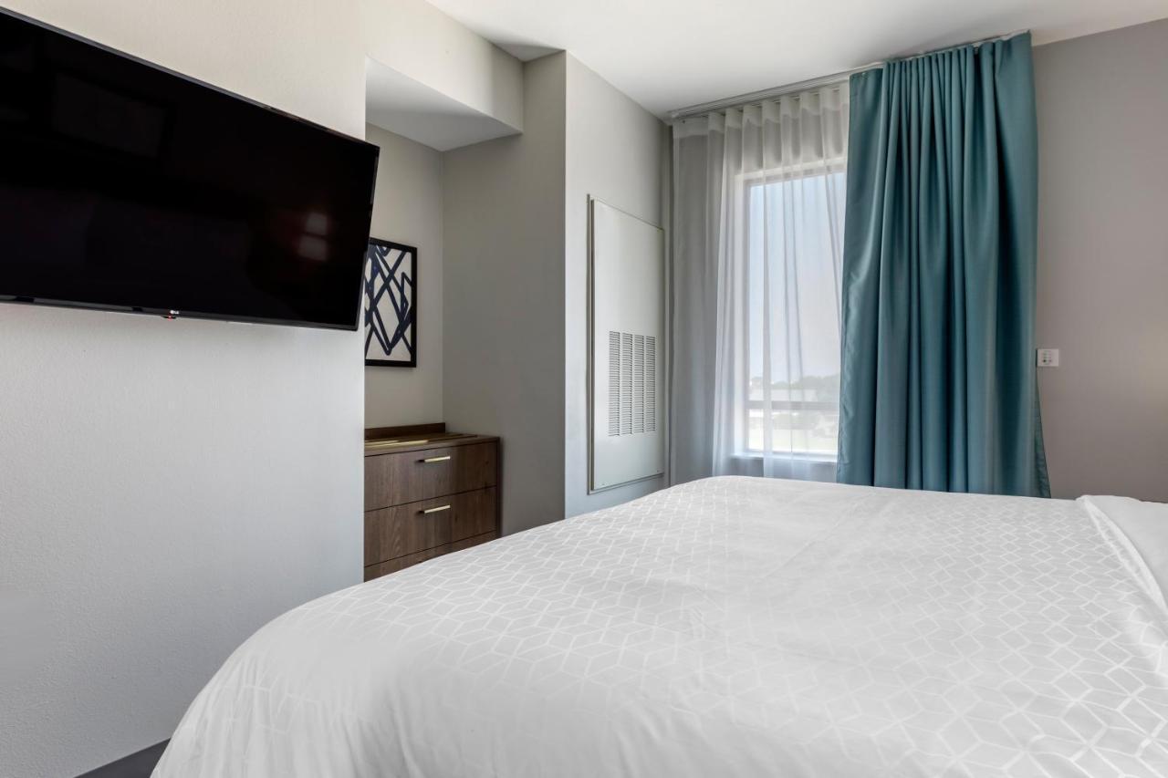 Staybridge Near Epic By Ihg 3*